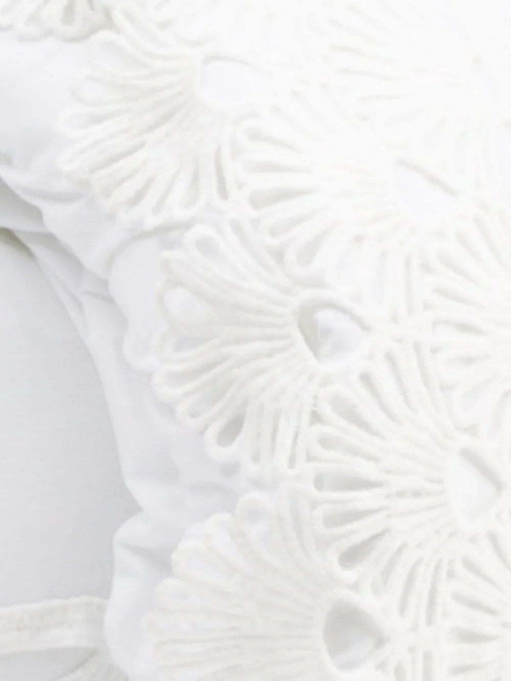 SHABBY CHIC Eyelet Shelly Lace Comforter Set